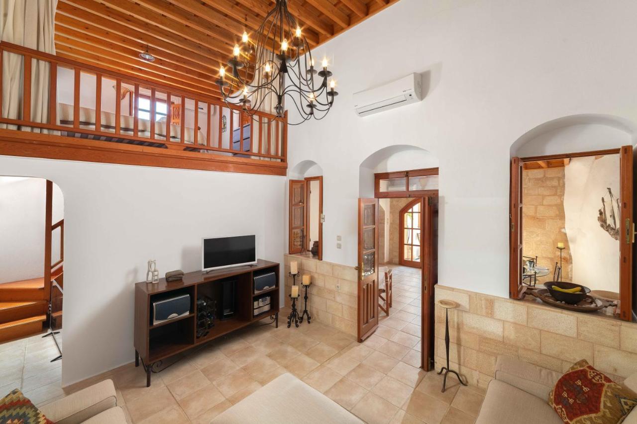 Villa Valasia Lindos With Acropolis View Ngoại thất bức ảnh